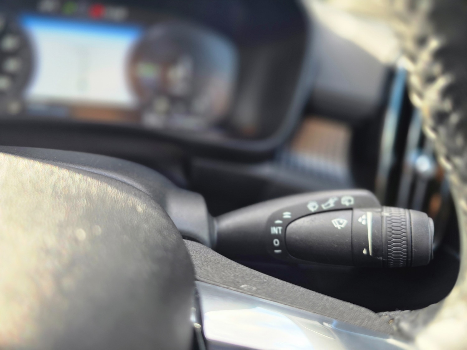 Used Volvo XC40 2021 for sale - 77615430: Photo 29