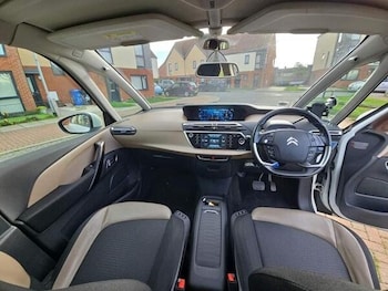 Used Citroen C4 Grand Picasso 2015 for sale - 76498419: Photo