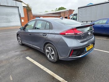 Used Hyundai IONIQ 2018 for sale - 76500022: Photo