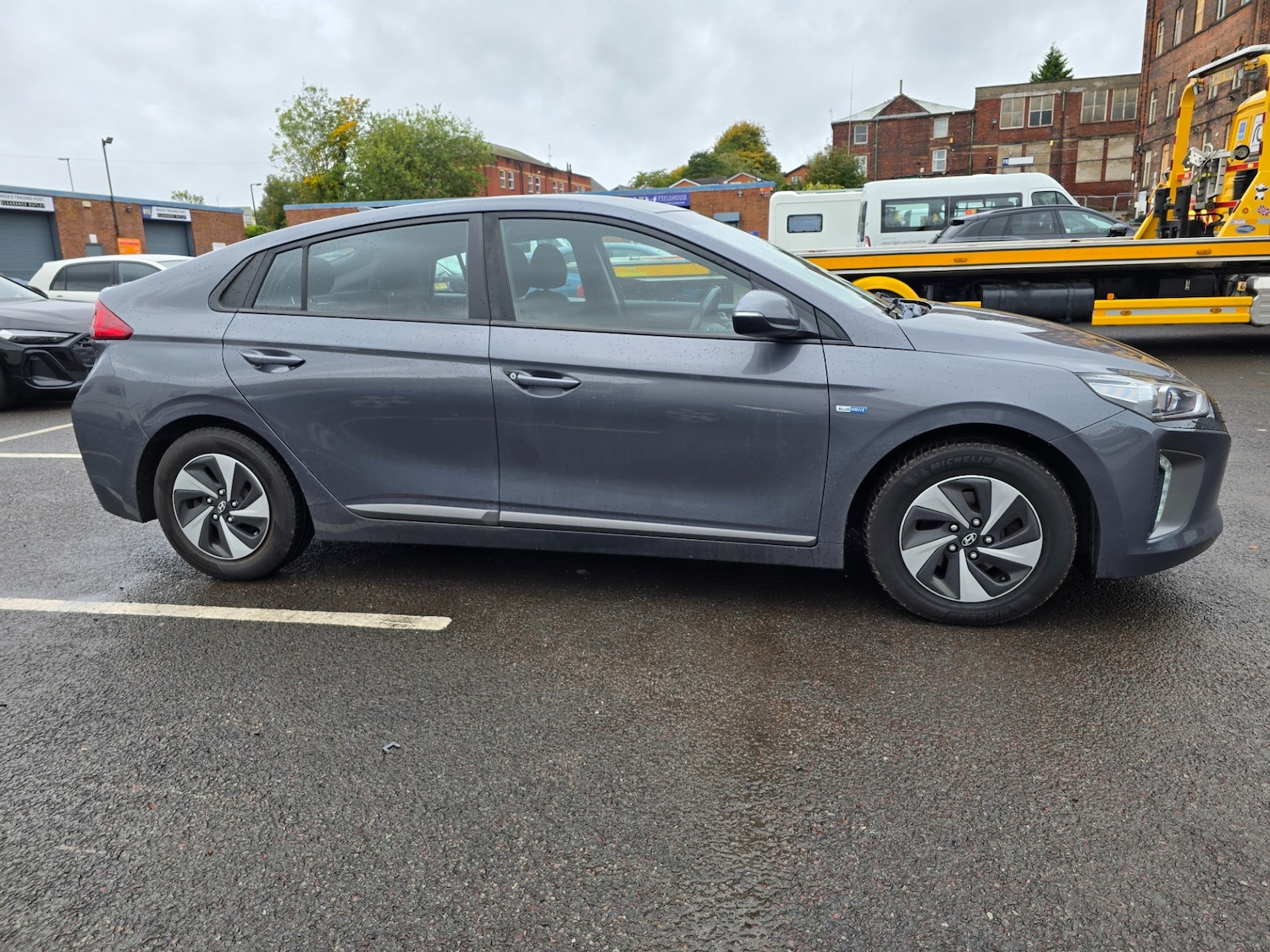 Used Hyundai IONIQ 2018 for sale - 76500022: Photo 3