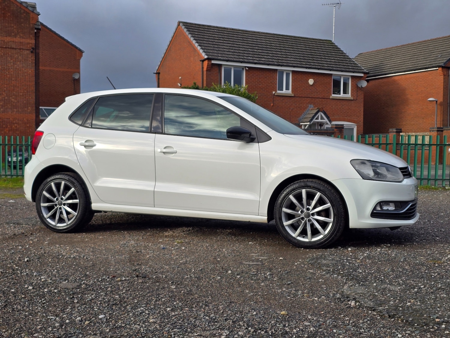 Used Volkswagen Polo 2015 for sale - 77007864: Photo 19