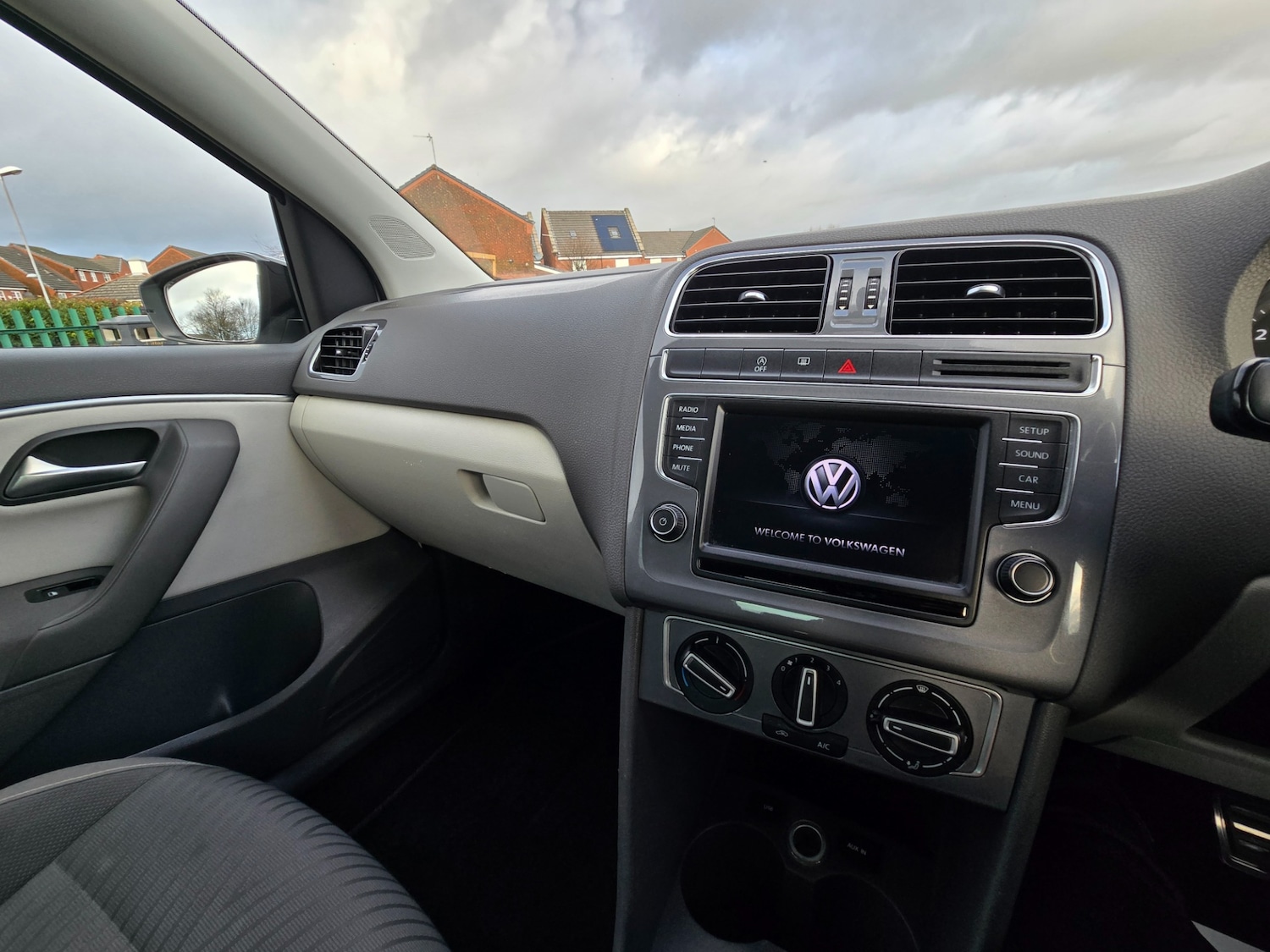 Used Volkswagen Polo 2015 for sale - 77007864: Photo 22