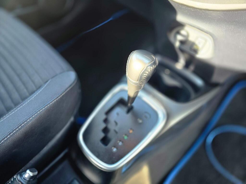 Used Toyota Yaris 2015 for sale - 77403921: Photo 35