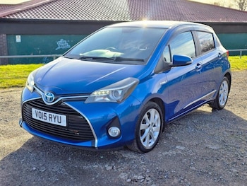 Used Toyota Yaris 2015 for sale - 77403921: Photo