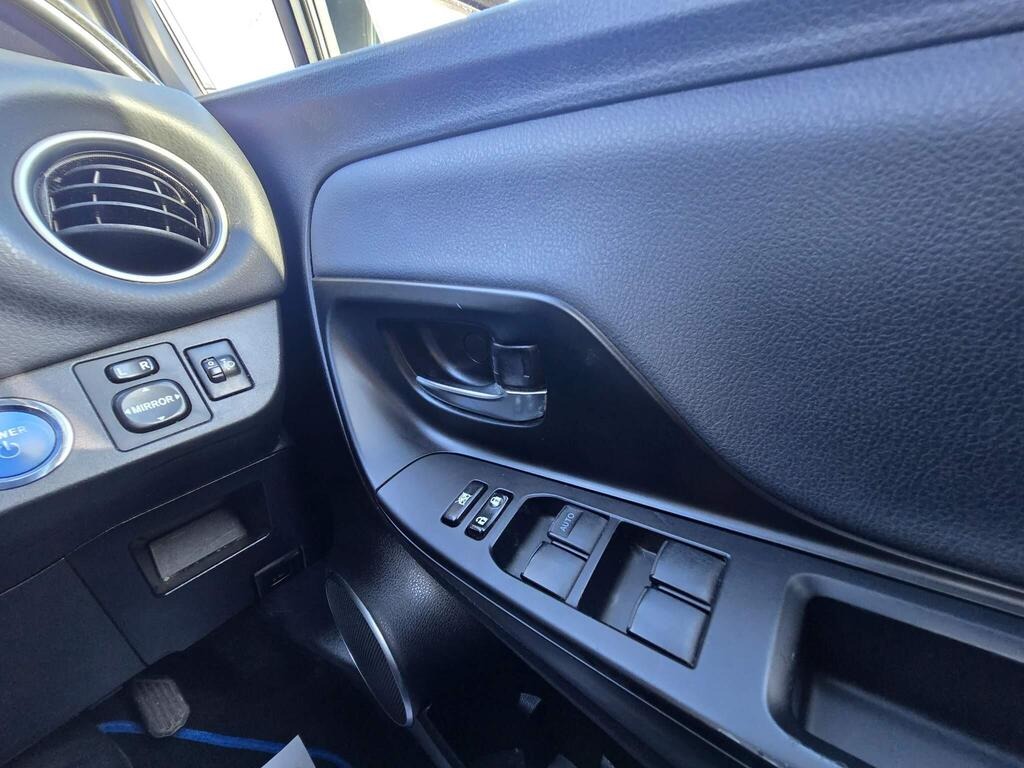 Used Toyota Yaris 2015 for sale - 77403921: Photo 6