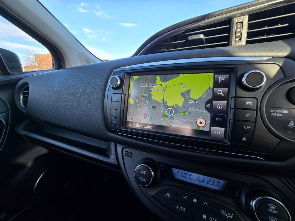 Used Toyota Yaris 2015 for sale - 77403921: Photo 7