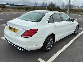 Used Mercedes-Benz C Class 2015 for sale - 76527599: Photo