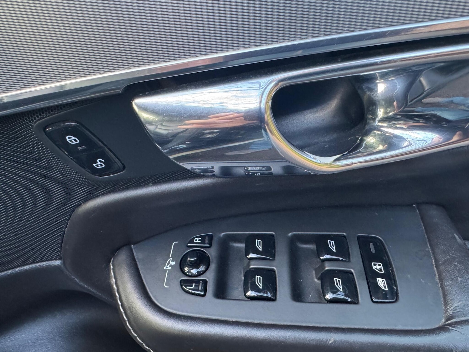 Used Volvo XC90 2015 for sale - 78039391: Photo 24