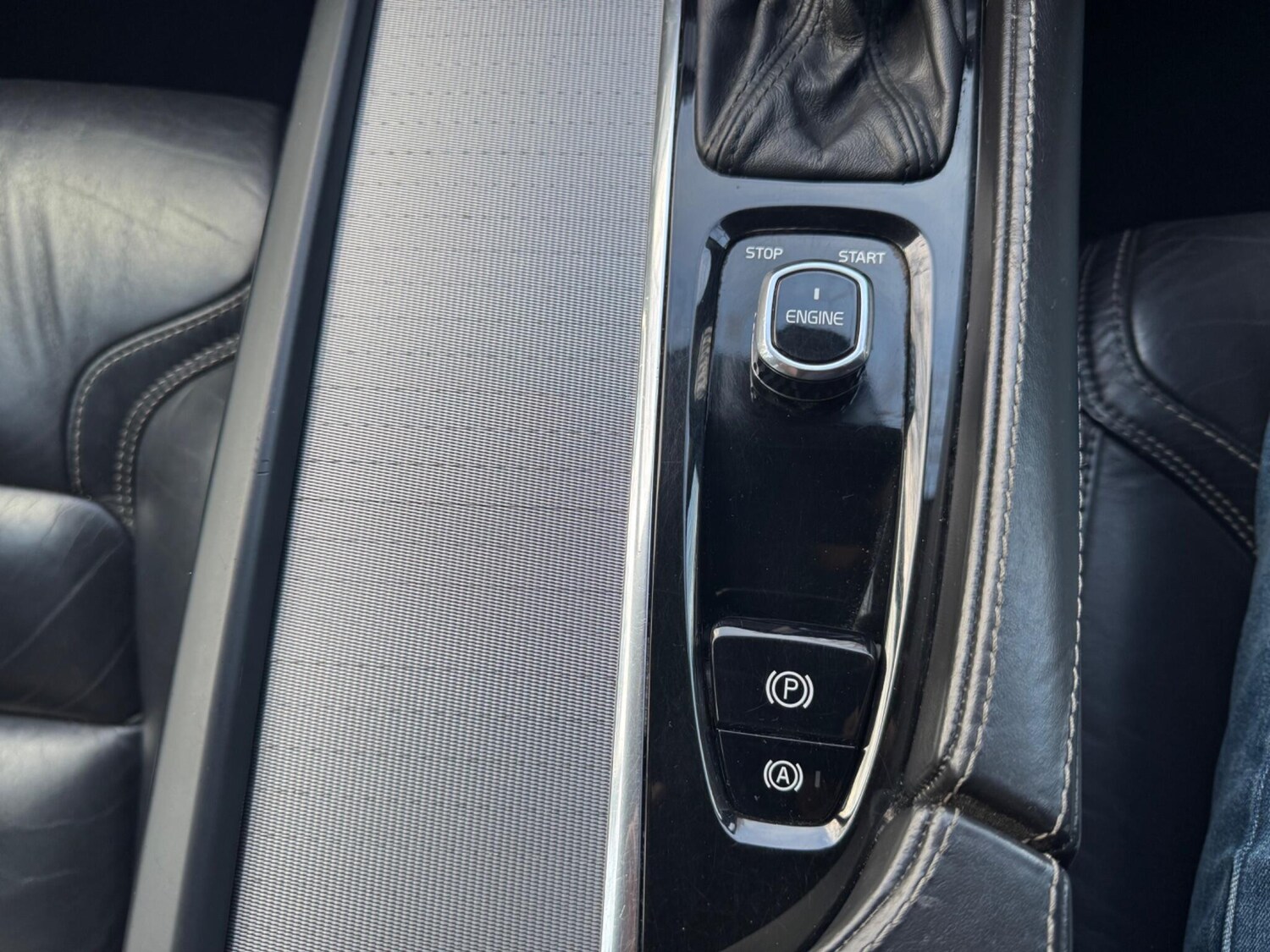 Used Volvo XC90 2015 for sale - 78039391: Photo 72