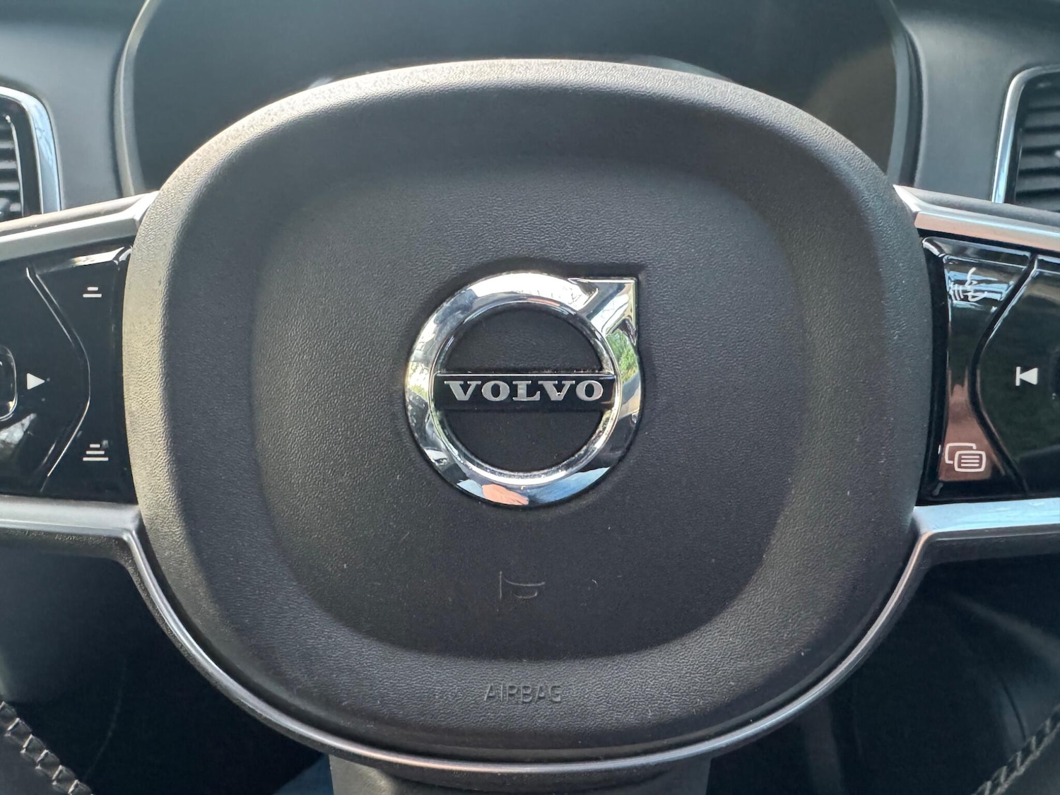 Used Volvo XC90 2015 for sale - 78039391: Photo 75