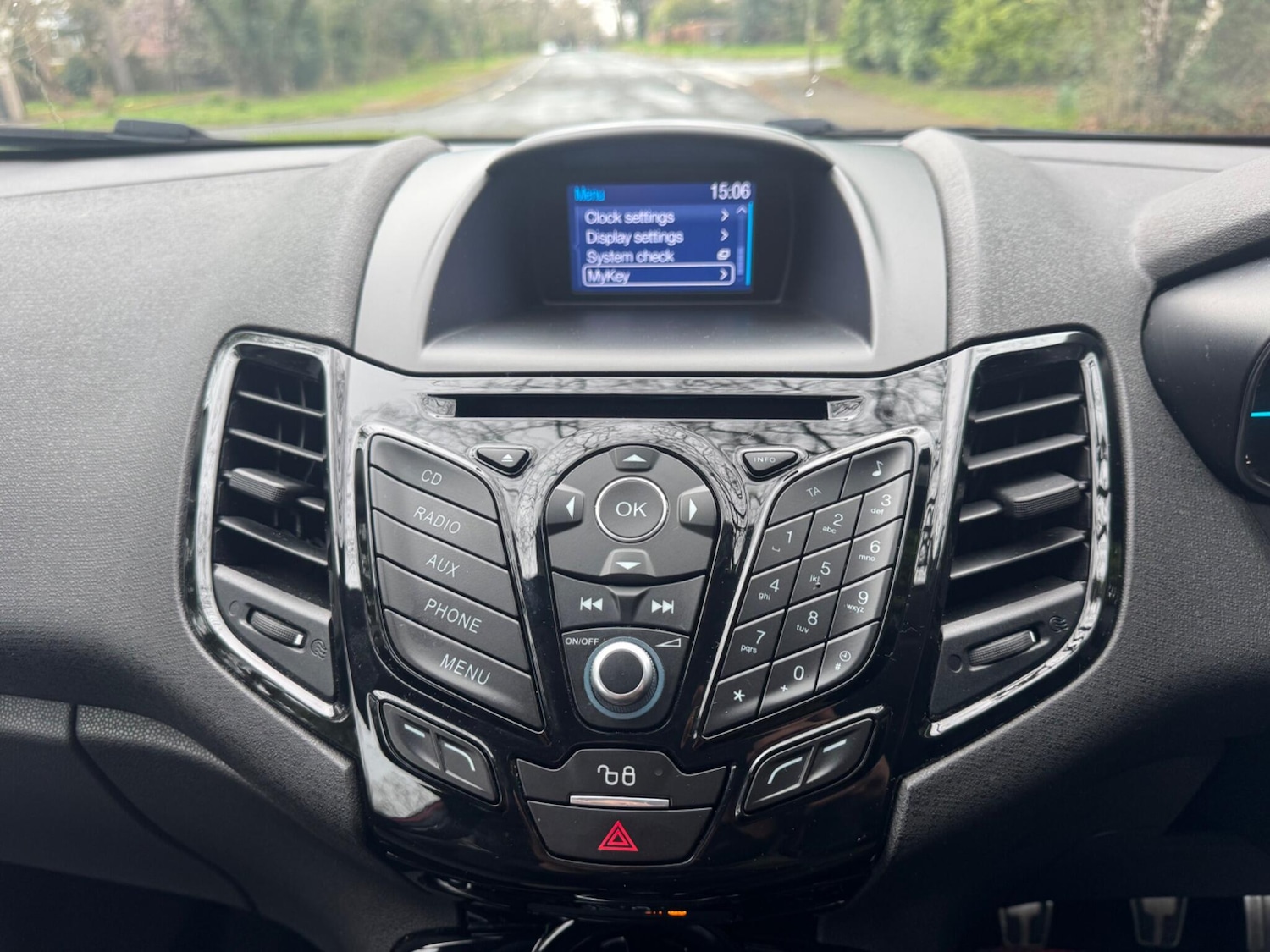 Used Ford Fiesta 2016 for sale - 78039403: Photo 25