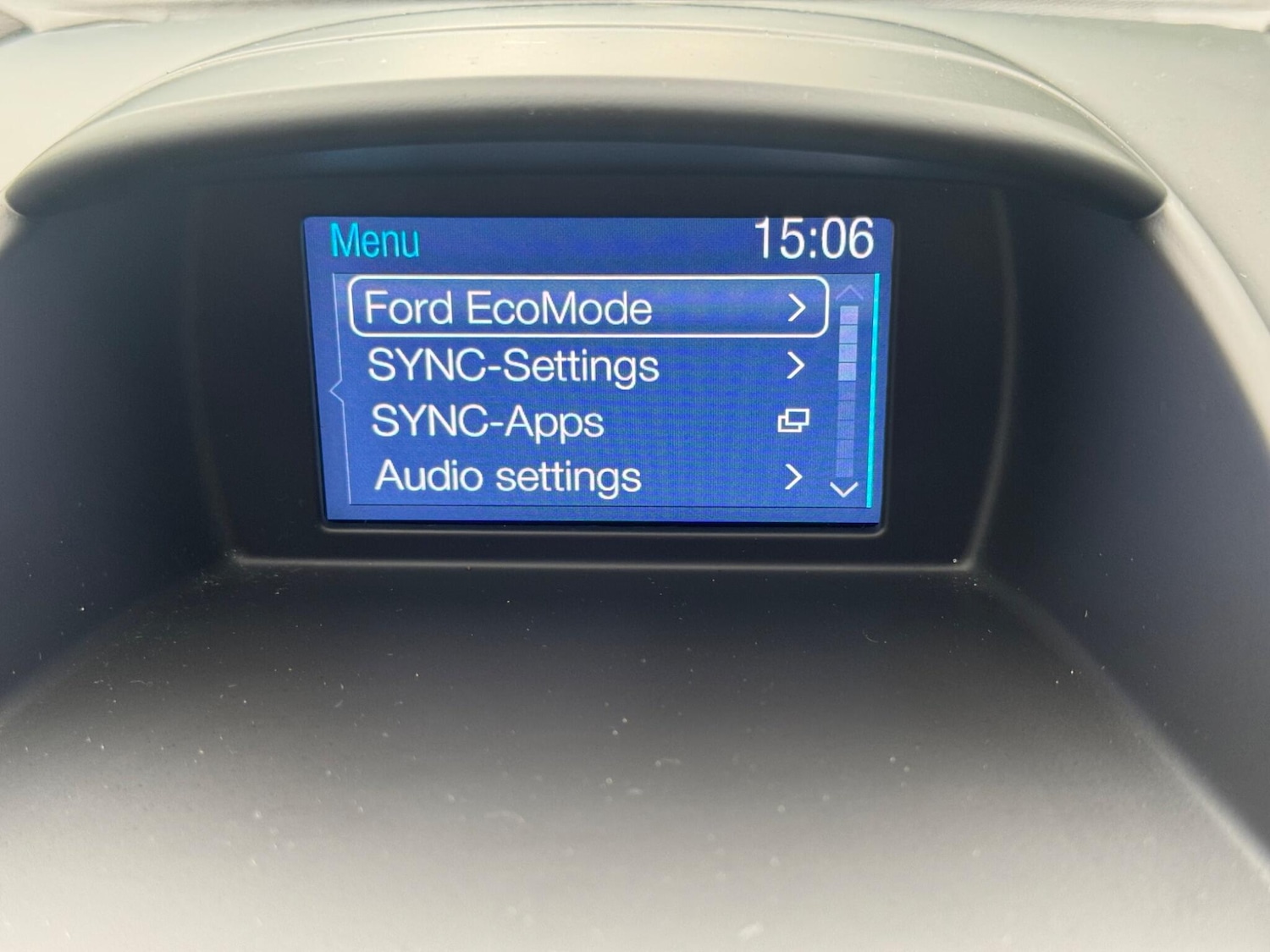 Used Ford Fiesta 2016 for sale - 78039403: Photo 28