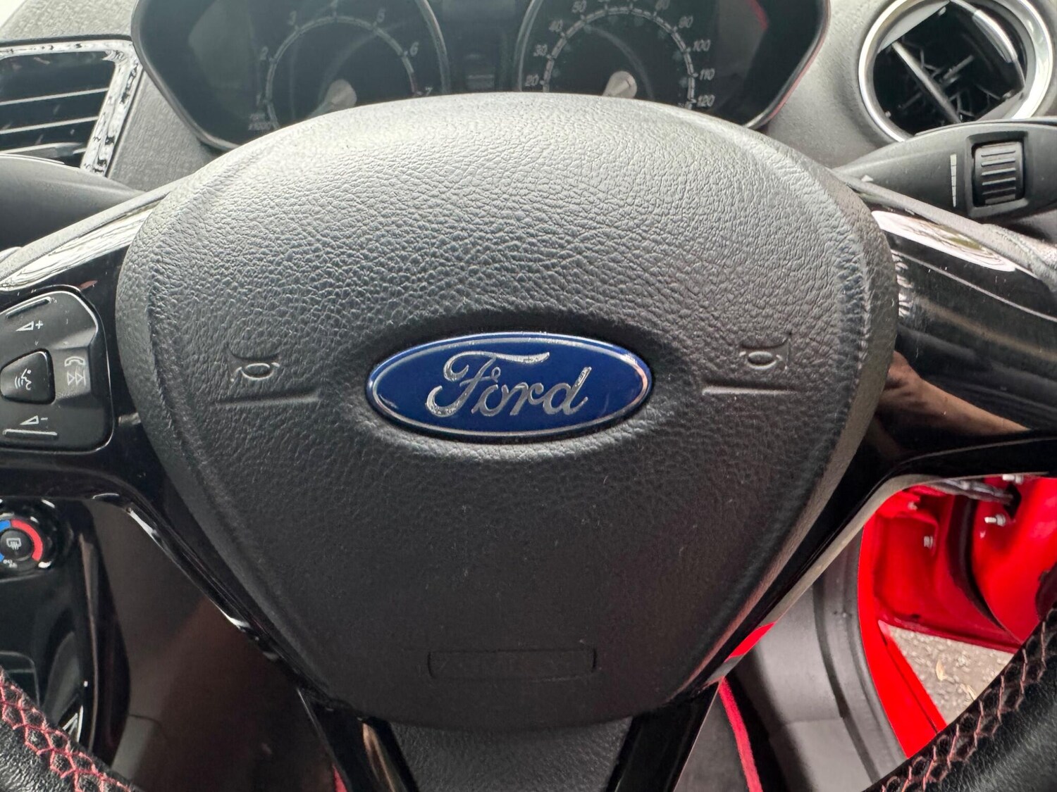 Used Ford Fiesta 2016 for sale - 78039403: Photo 36