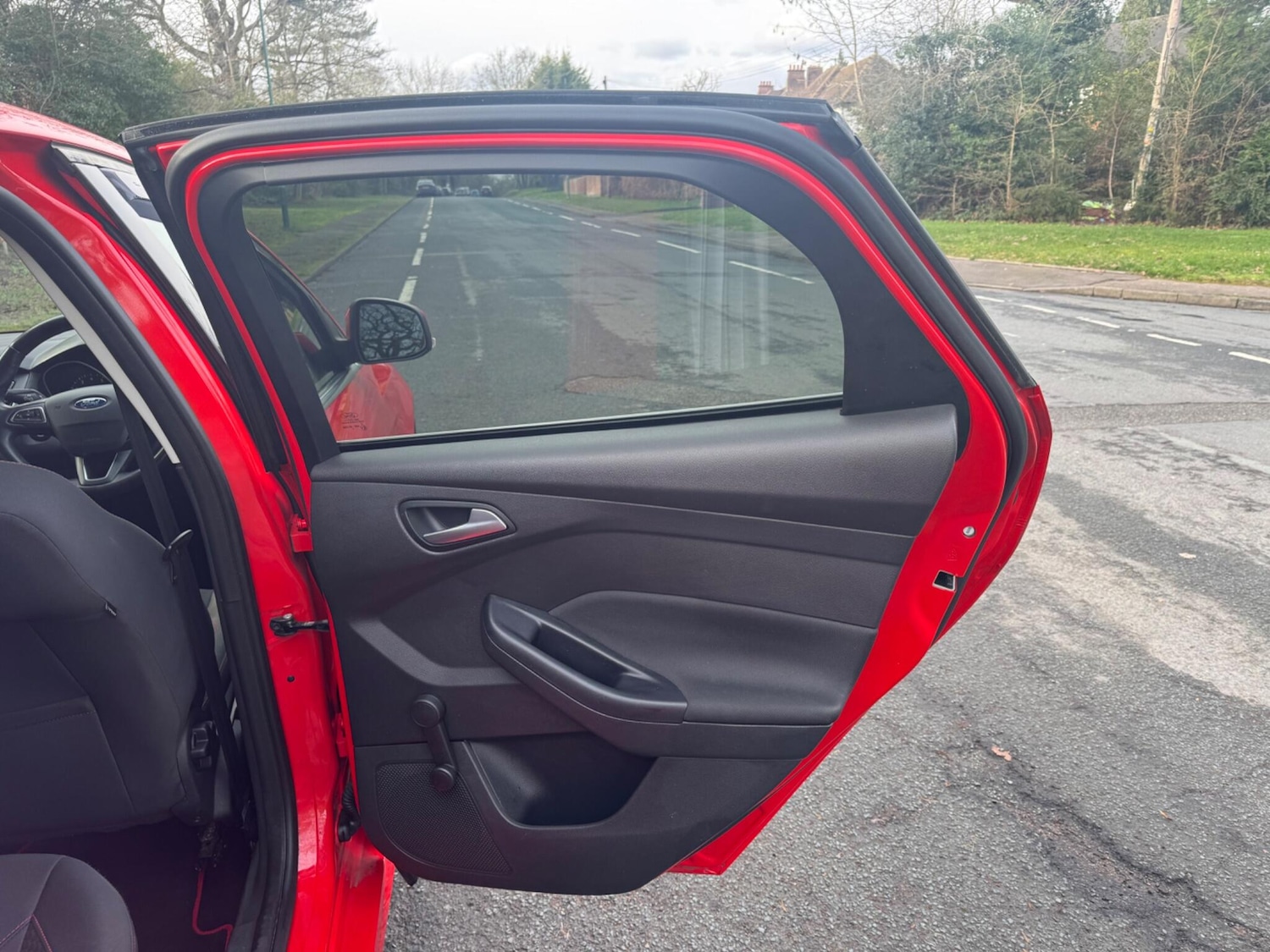 Used Ford Focus 2015 for sale - 78039401: Photo 28