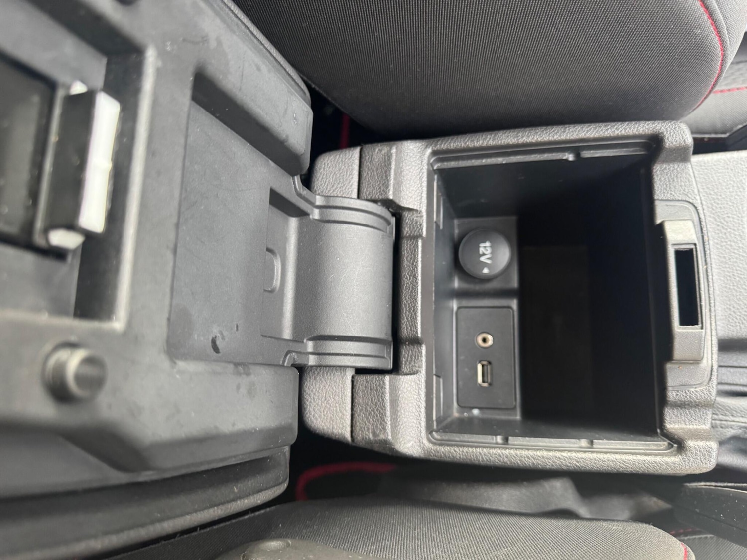 Used Ford Focus 2015 for sale - 78039401: Photo 51