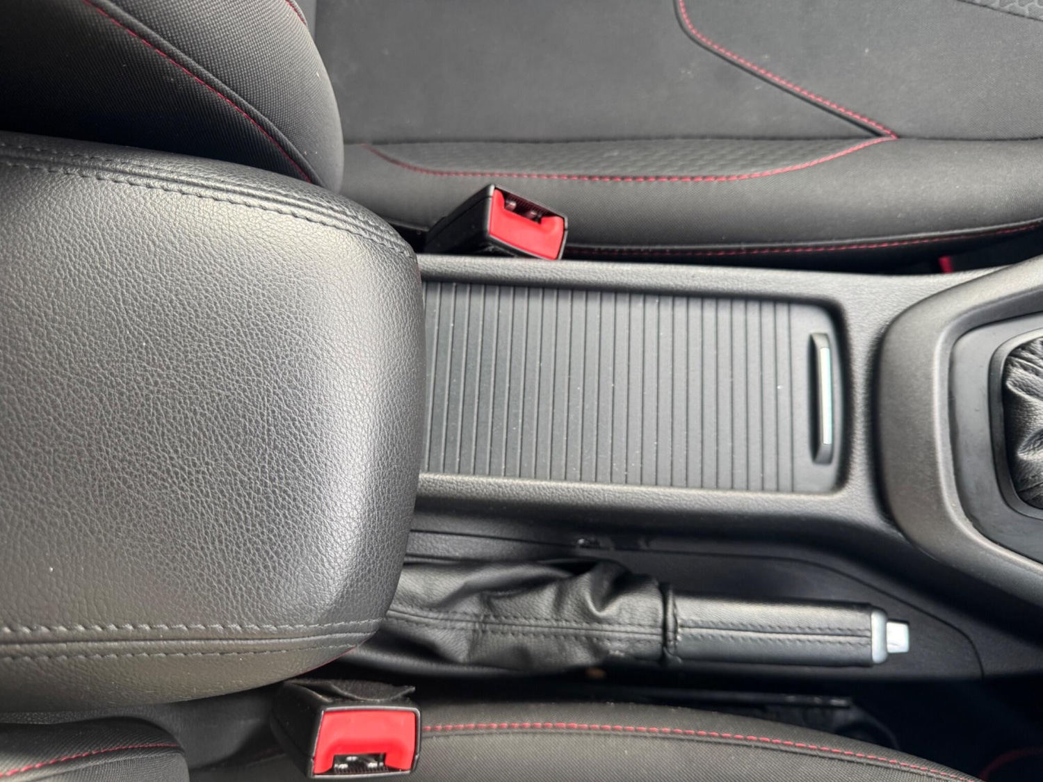 Used Ford Focus 2015 for sale - 78039401: Photo 9