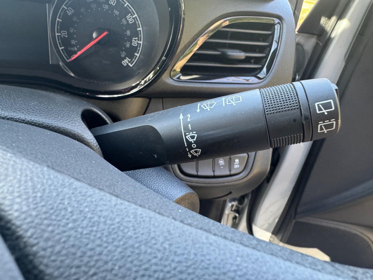 Used Vauxhall Viva 2015 for sale - 78039390: Photo 19