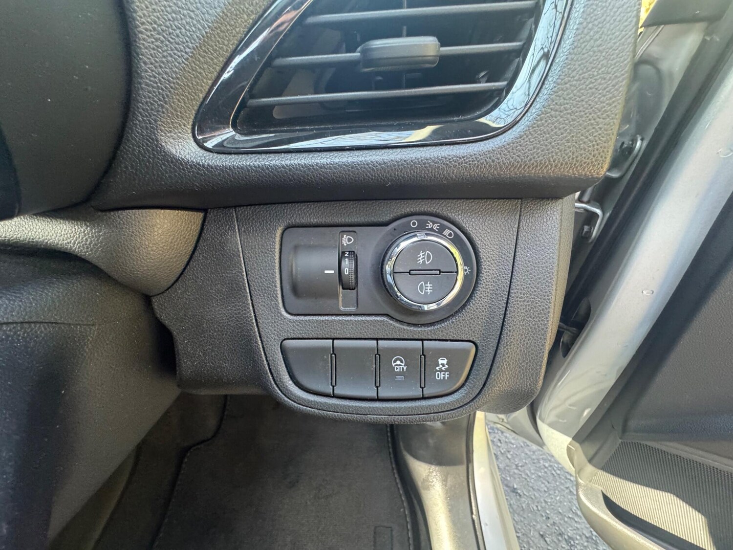 Used Vauxhall Viva 2015 for sale - 78039390: Photo 22