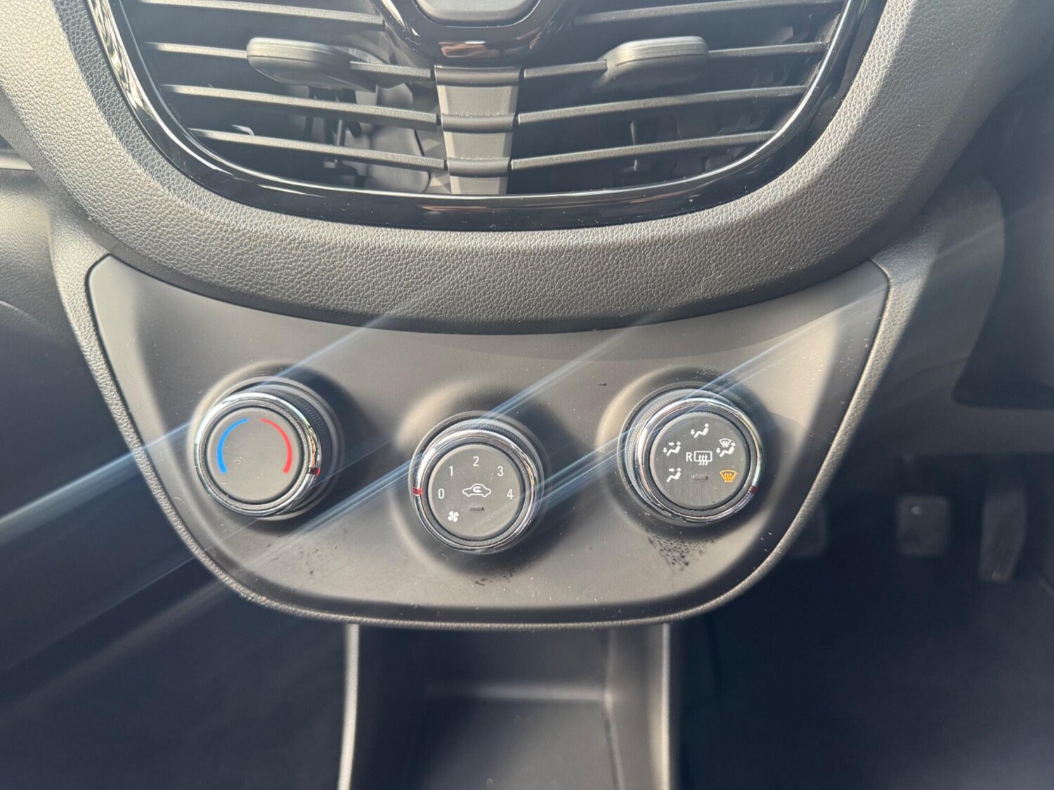 Used Vauxhall Viva 2015 for sale - 78039390: Photo 44