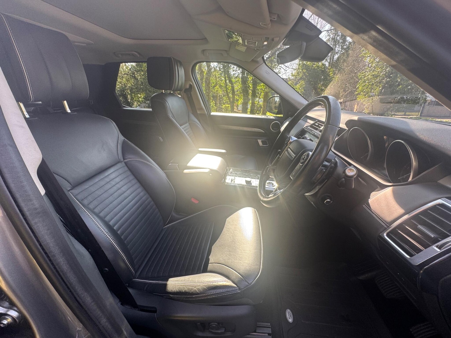 Used Land Rover Discovery 2017 for sale - 78039394: Photo 13