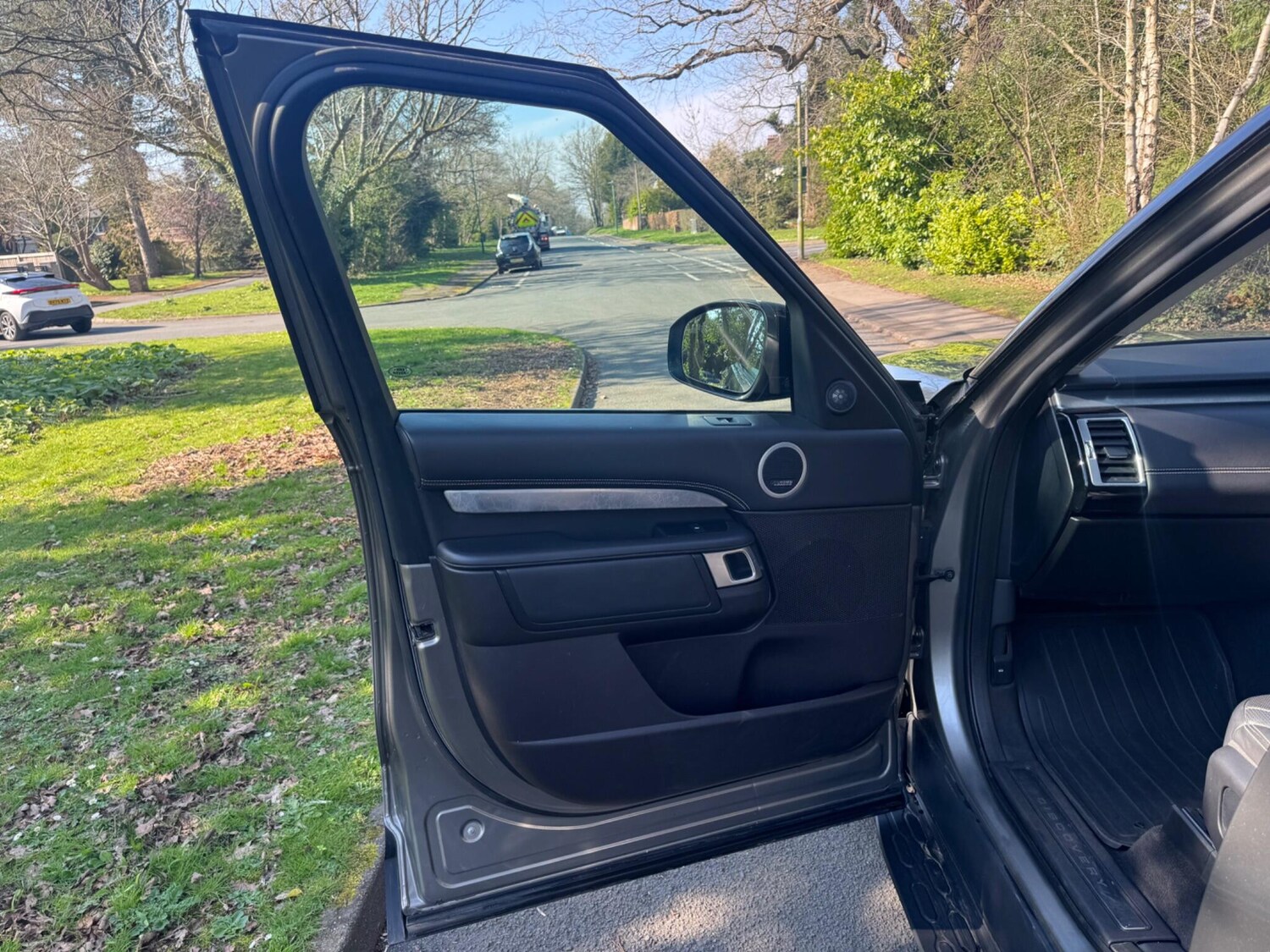 Used Land Rover Discovery 2017 for sale - 78039394: Photo 37