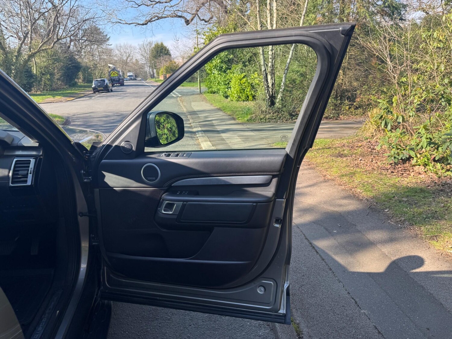 Used Land Rover Discovery 2017 for sale - 78039394: Photo 38