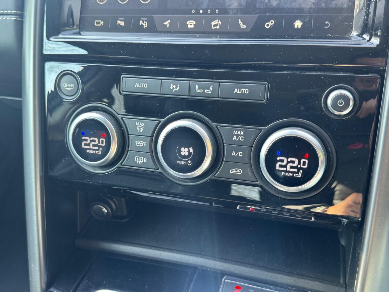 Used Land Rover Discovery 2017 for sale - 78039394: Photo 43