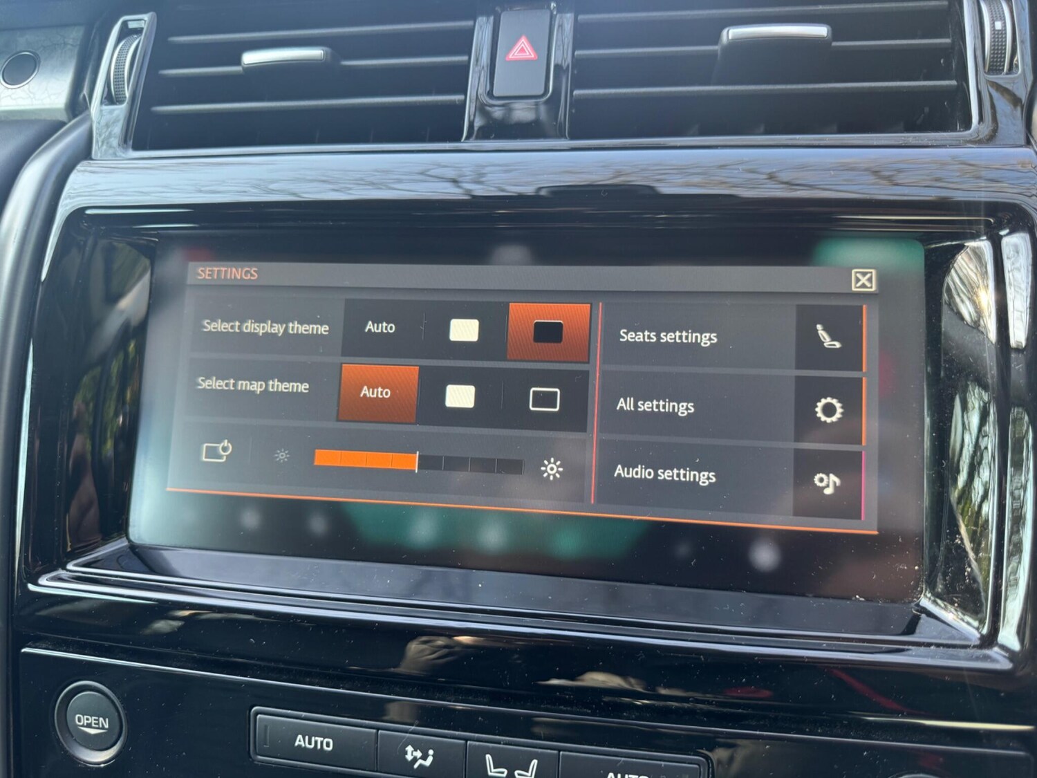 Used Land Rover Discovery 2017 for sale - 78039394: Photo 48