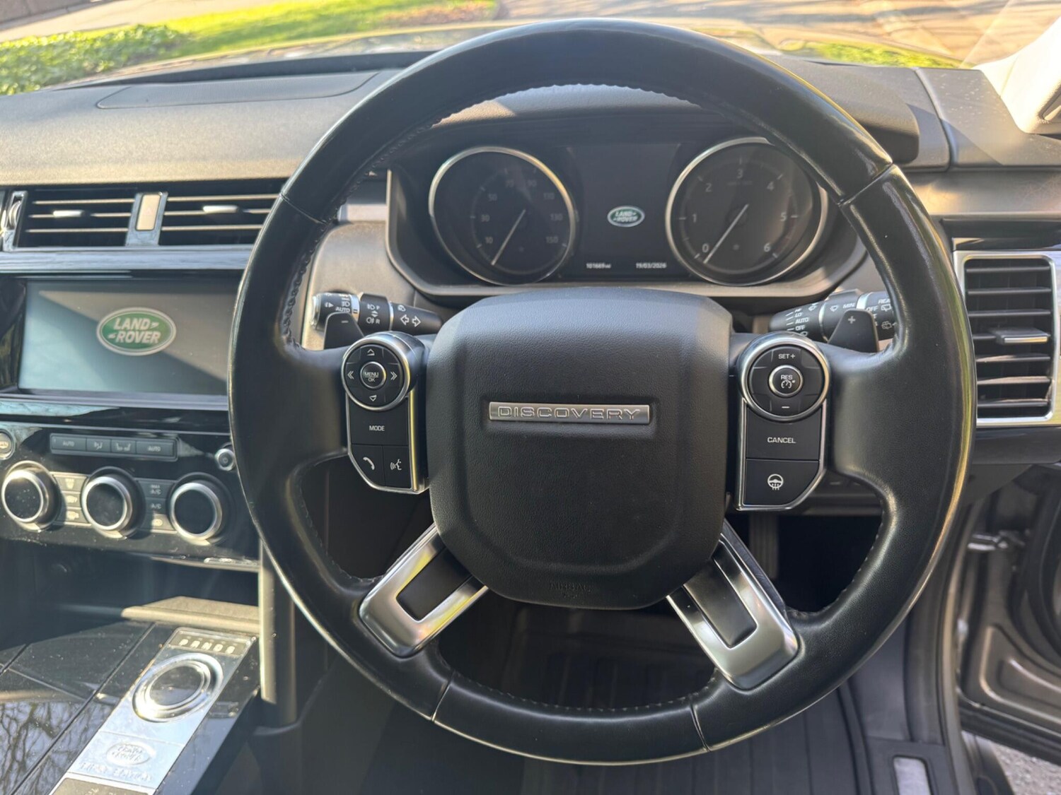 Used Land Rover Discovery 2017 for sale - 78039394: Photo 61