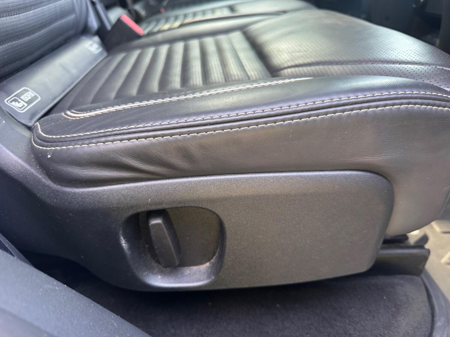 Used Land Rover Discovery 2017 for sale - 78039394: Photo 96