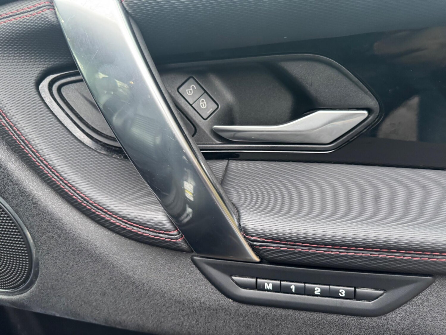 Used Land Rover Discovery Sport 2020 for sale - 78039400: Photo 32