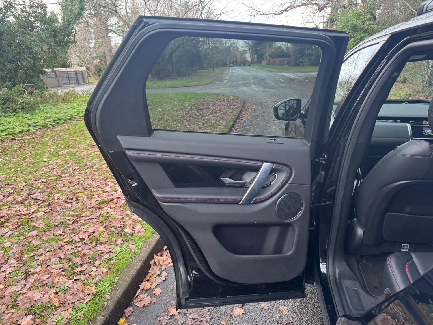 Used Land Rover Discovery Sport 2020 for sale - 78039400: Photo 35