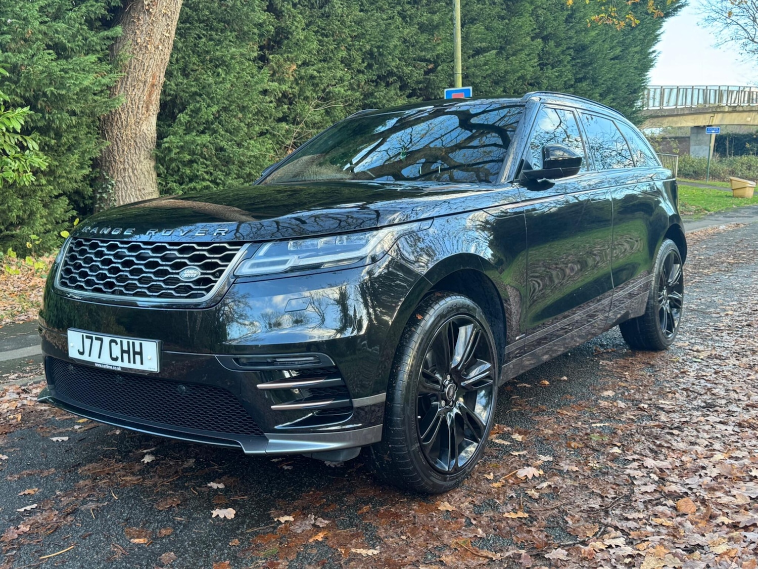Used Land Rover Range Rover Velar 2017 for sale - 78039392: Photo 3