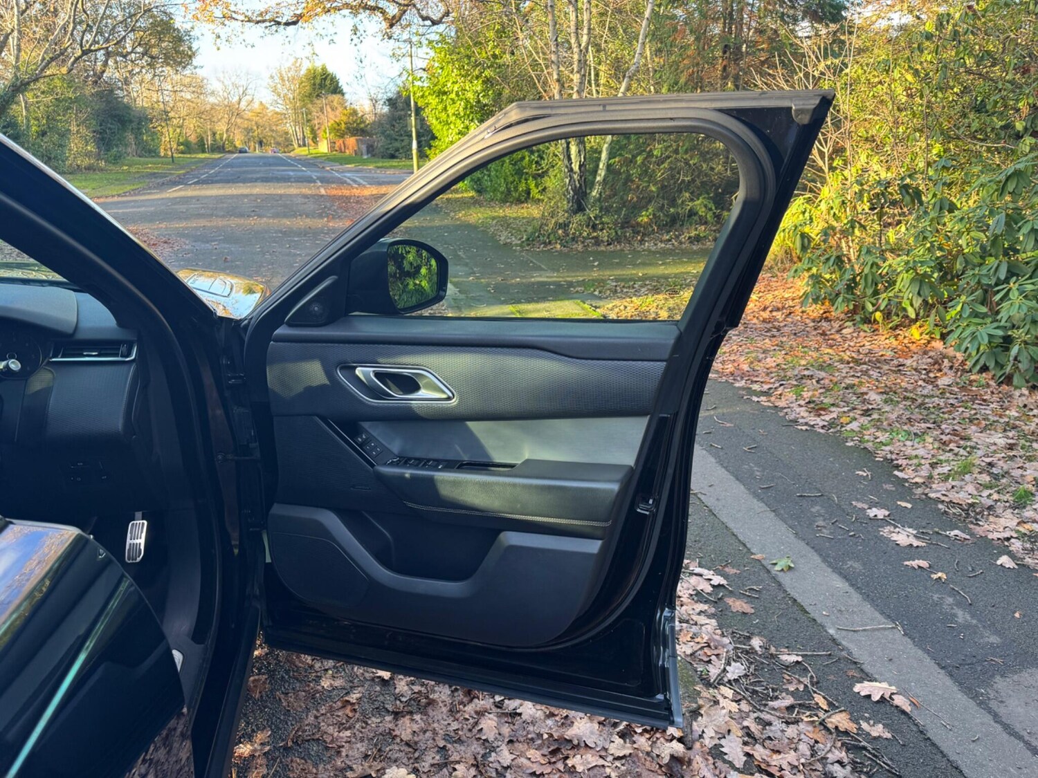 Used Land Rover Range Rover Velar 2017 for sale - 78039392: Photo 30