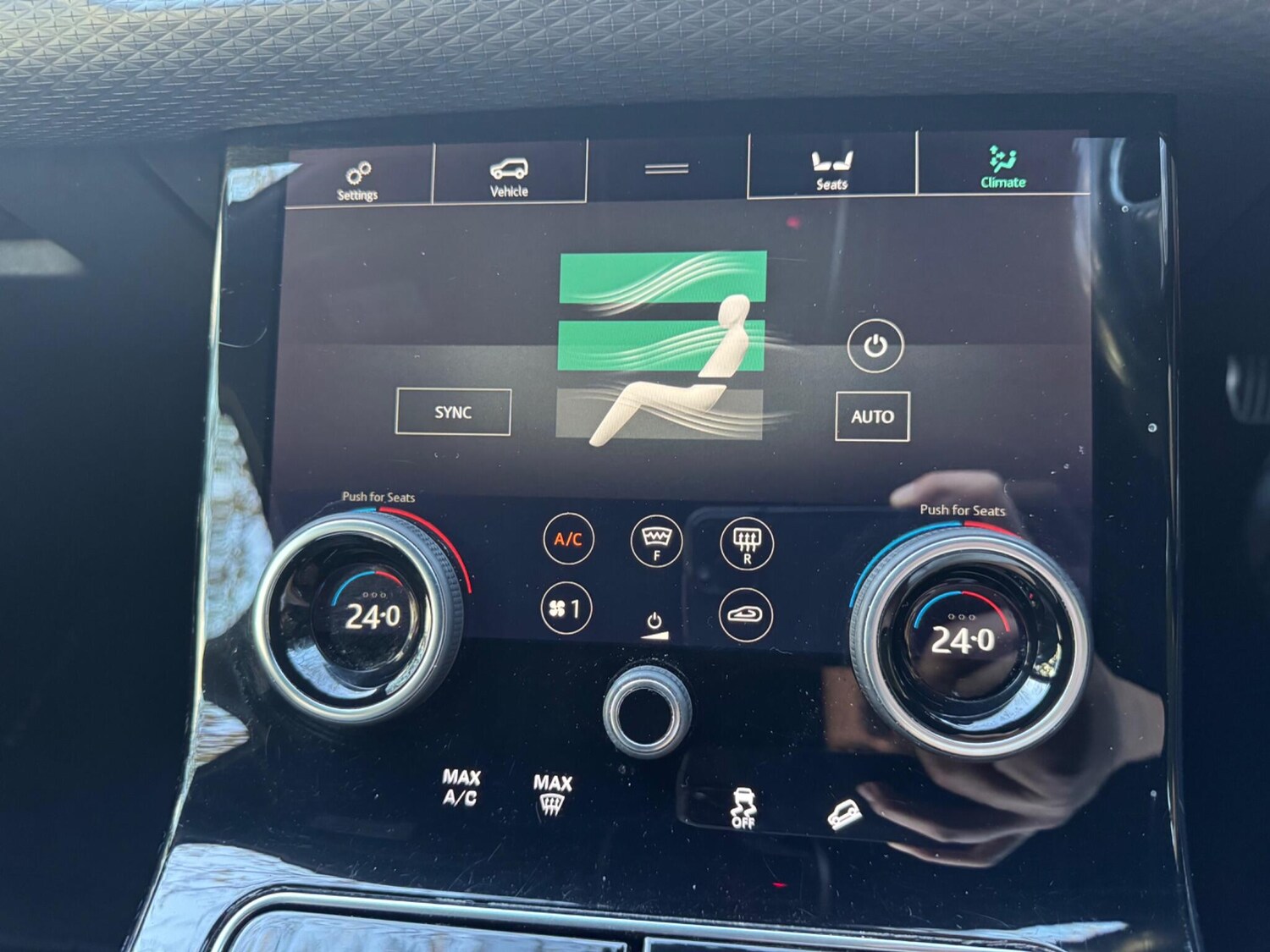 Used Land Rover Range Rover Velar 2017 for sale - 78039392: Photo 46