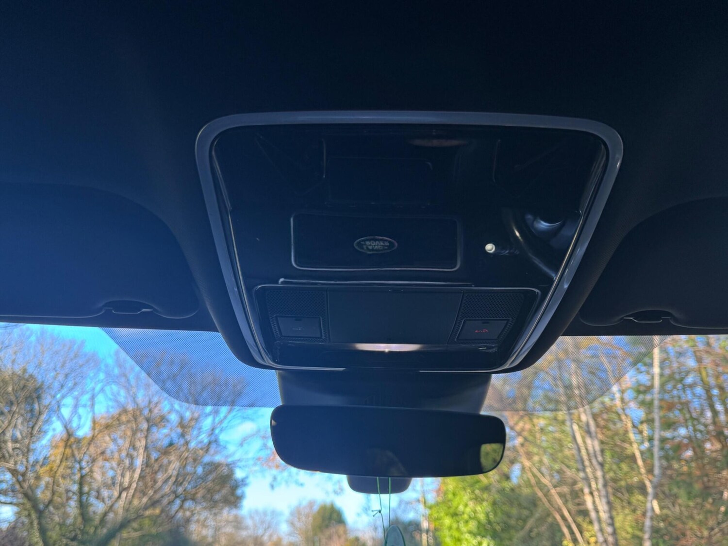 Used Land Rover Range Rover Velar 2017 for sale - 78039392: Photo 65