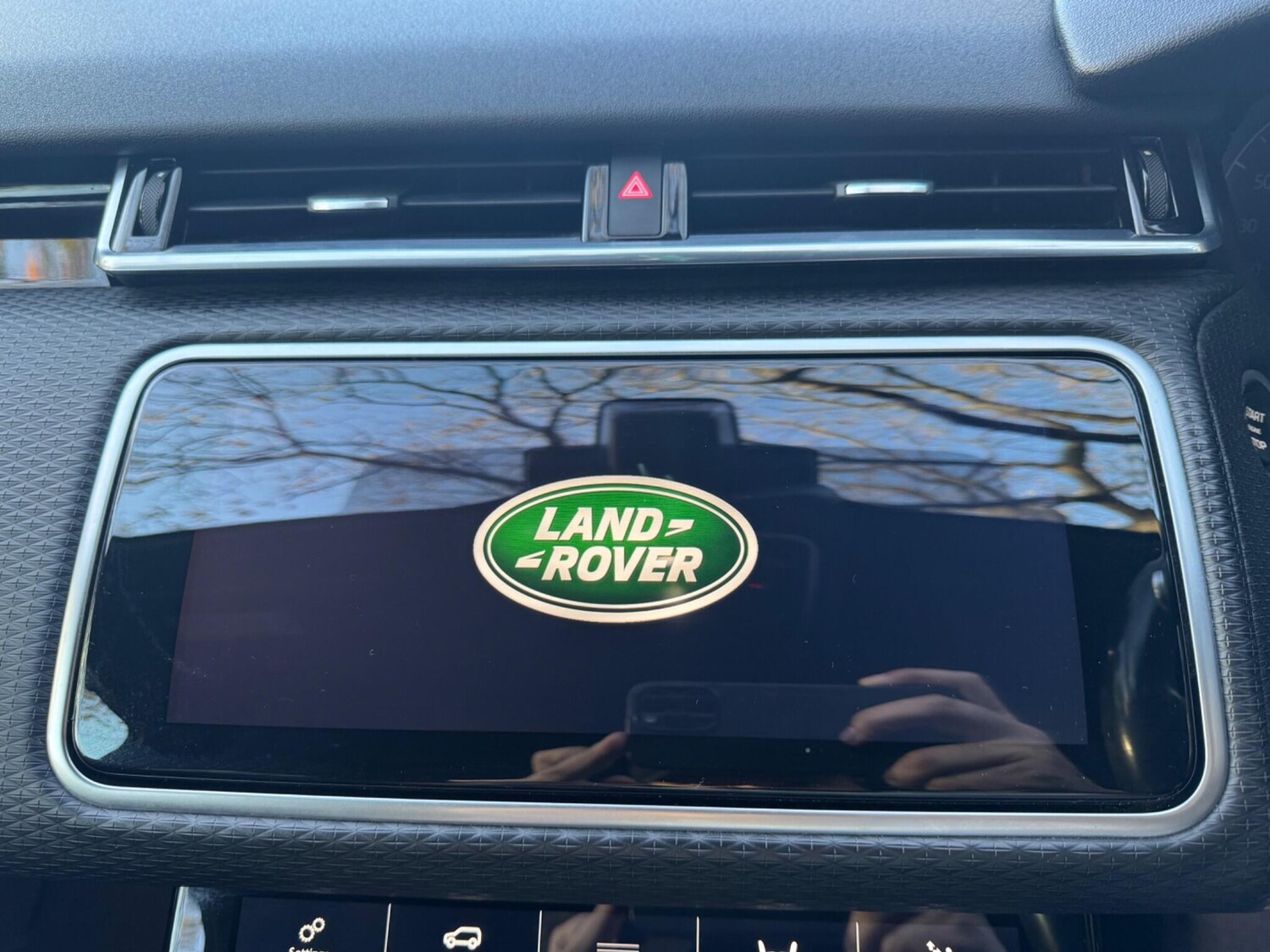 Used Land Rover Range Rover Velar 2017 for sale - 78039392: Photo 78