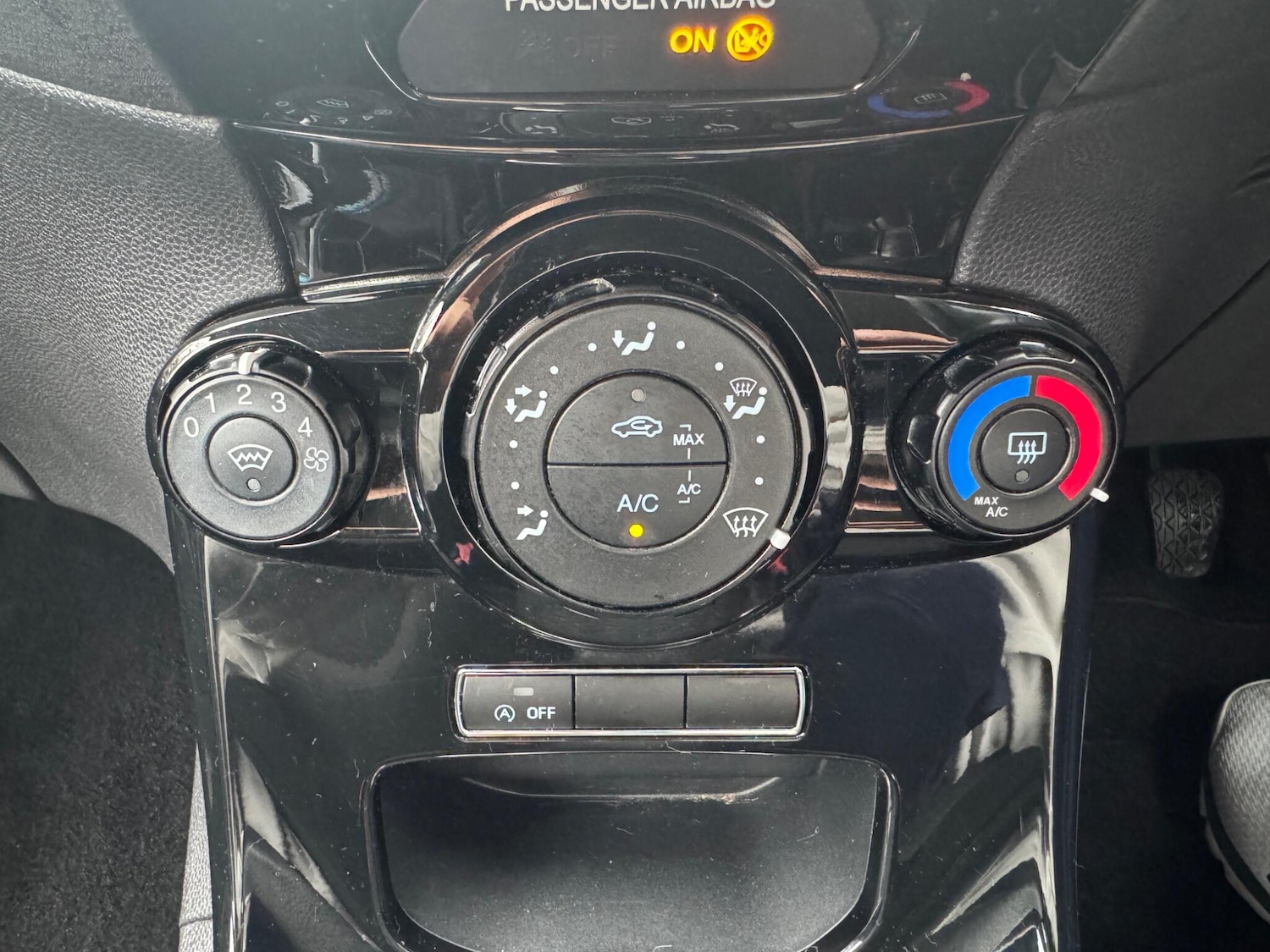 Used Ford Fiesta 2016 for sale - 78039395: Photo 44