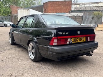Used Alfa Romeo 75 1992 for sale - 79374659: Photo
