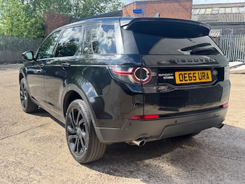 Used Land Rover Discovery Sport 2015 for sale - 78823307: Photo