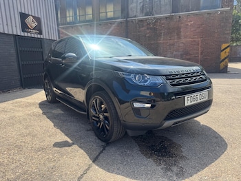 Used Land Rover Discovery Sport 2016 for sale - 79132644: Photo