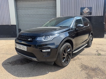 Used Land Rover Discovery Sport 2016 for sale - 79132644: Photo