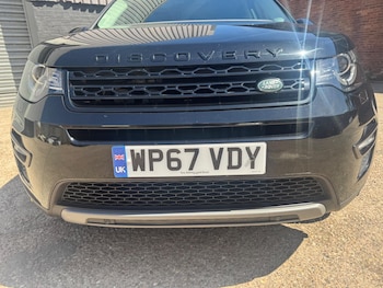 Used Land Rover Discovery Sport 2018 for sale - 78759930: Photo