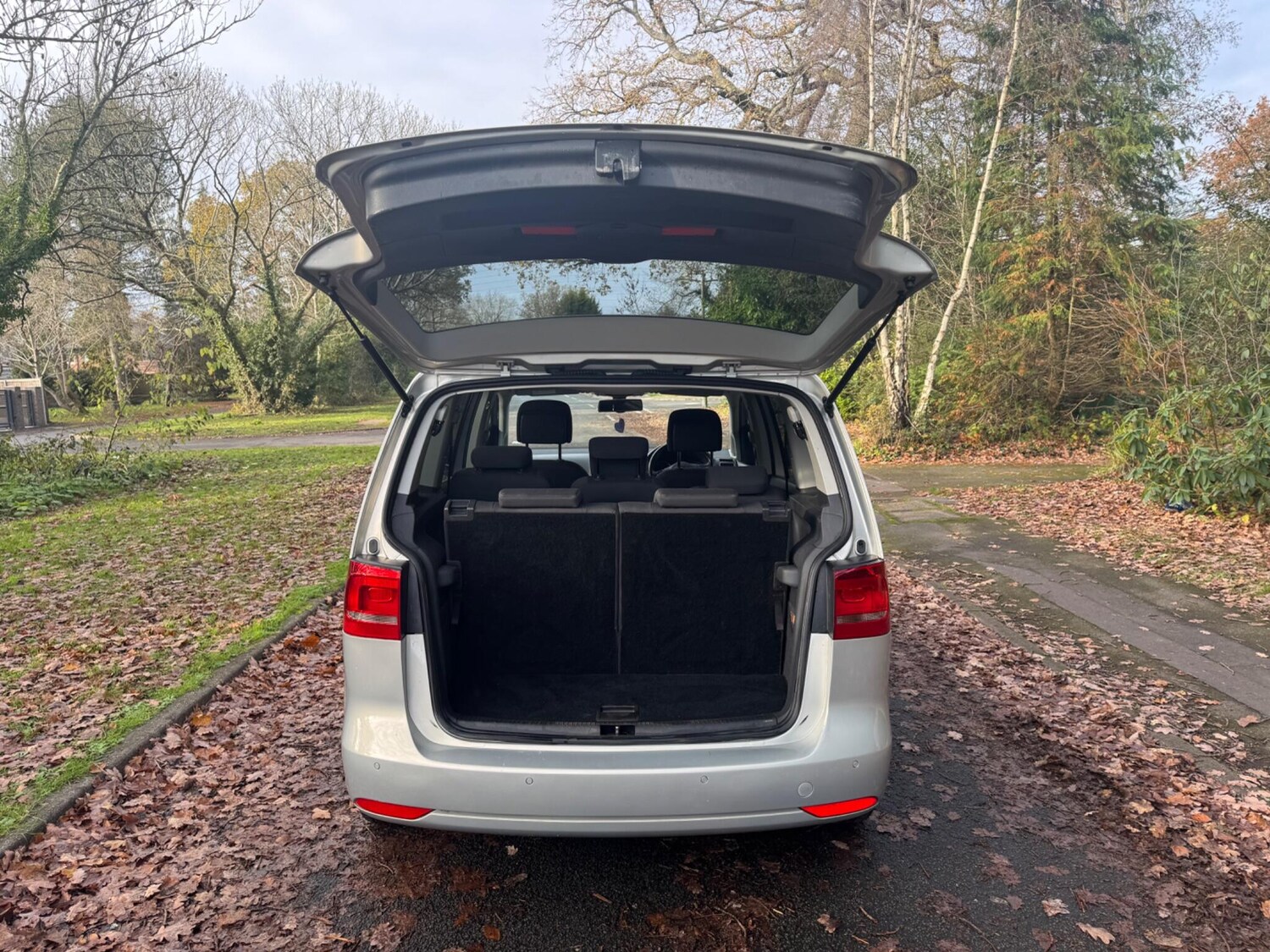 Used Volkswagen Touran 2014 for sale - 78039402: Photo 48