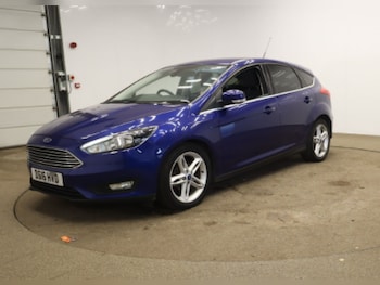 2016 (16) - 1.0 EcoBoost 125 ZETEC + 1 OWNER 5-Door