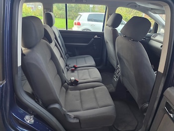 Used Volkswagen Touran 2005 for sale - 76194575: Photo 2