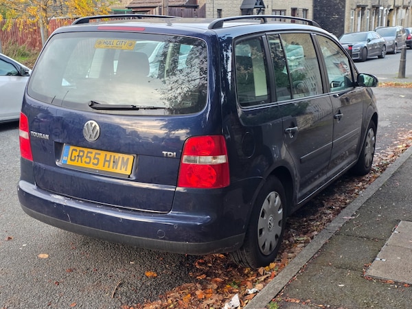 Used Volkswagen Touran 2005 for sale - 76194575: Photo 3