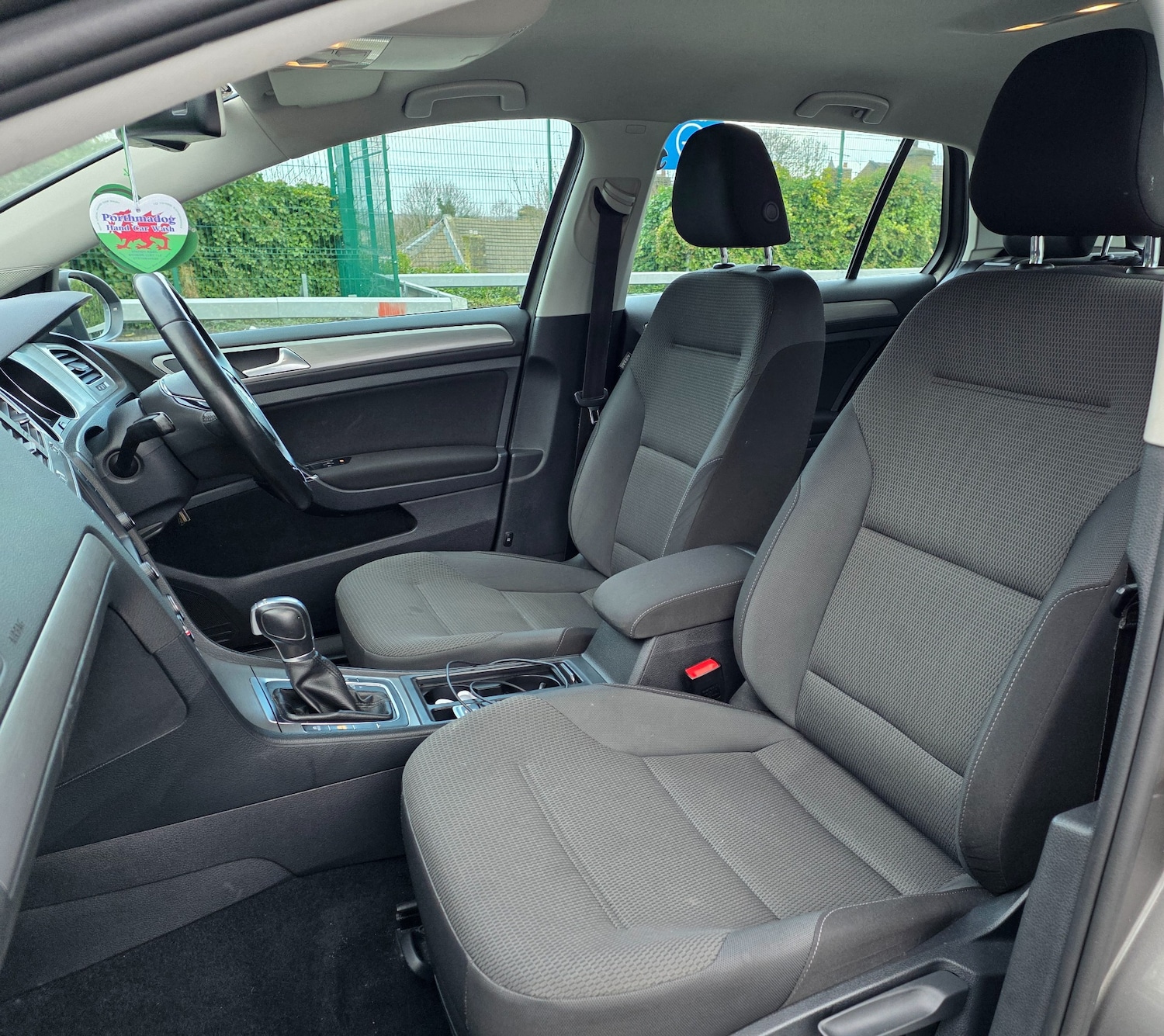 Used Volkswagen Golf 2016 for sale - 77637342: Photo 12