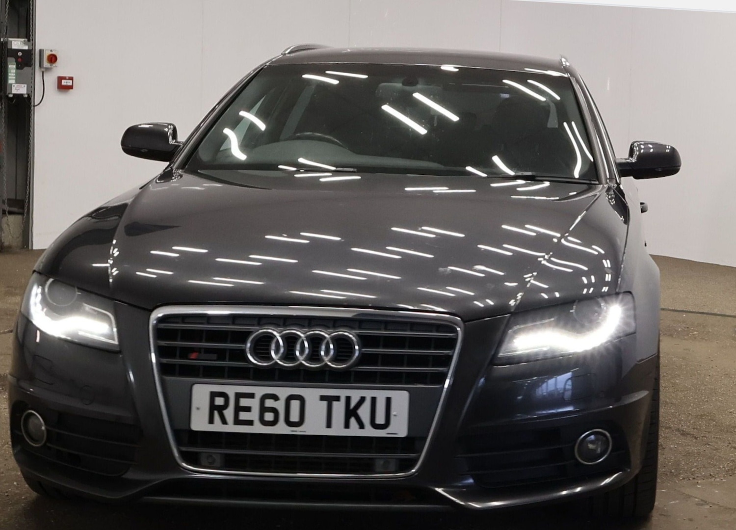 Used Audi A4 Avant 2011 for sale - 78032151: Photo 6