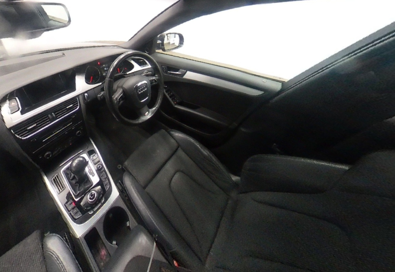 Used Audi A4 Avant 2011 for sale - 78032151: Photo 7